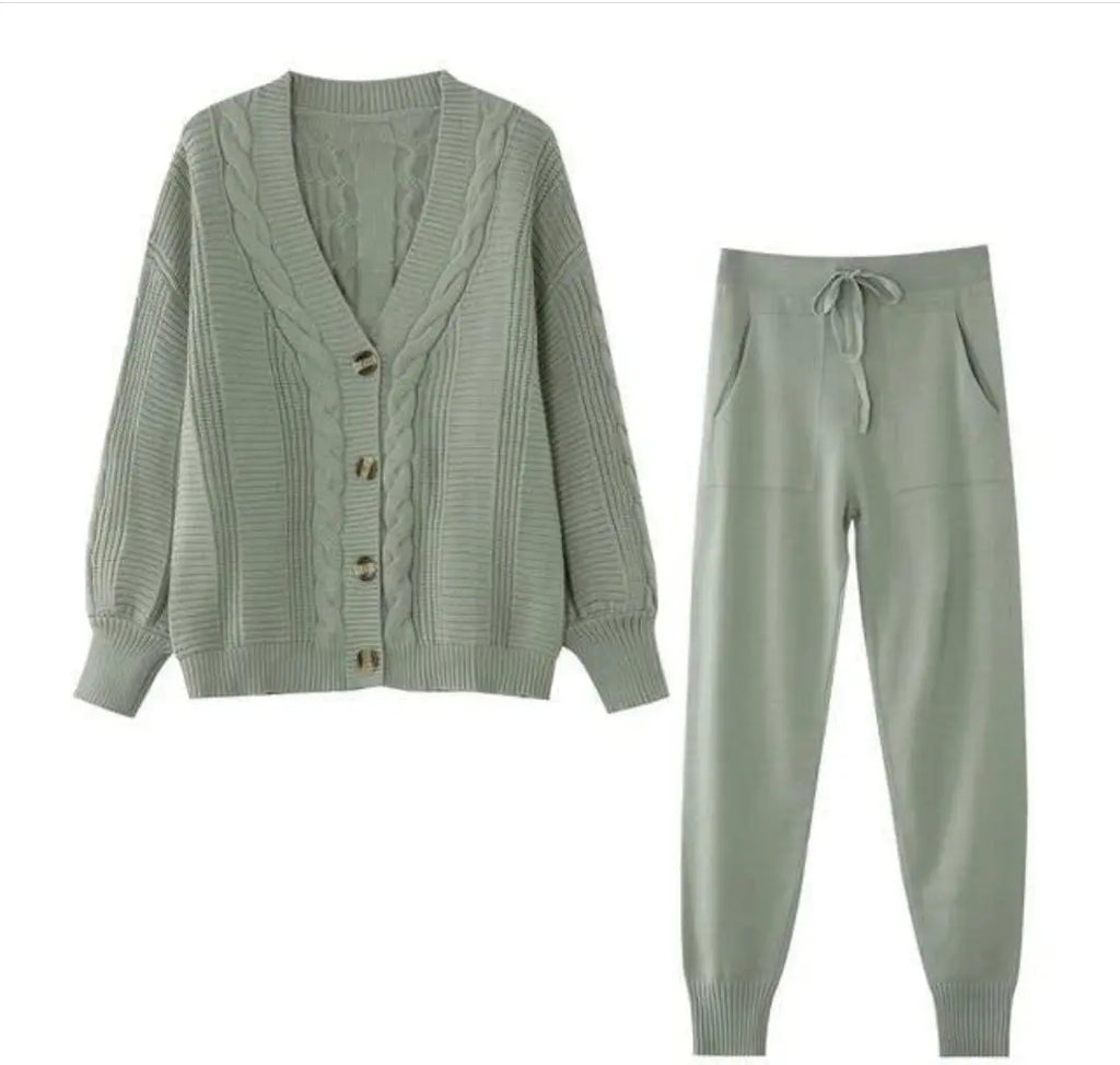 Debra Cardigan + Pants Suit Slim Fit  طقم تريكوه مينت قطعتيين (سوت + بنطلون)